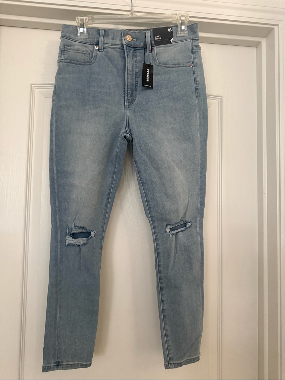 Express Skinny High Rise Light Wash Distressed Jeans Women’s Size 8 Short NWT